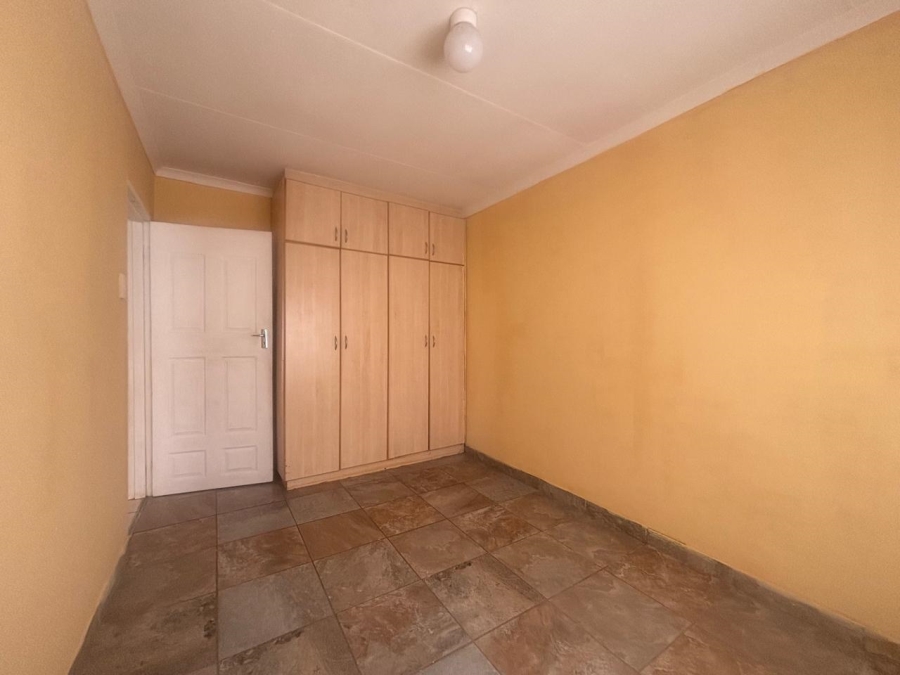 To Let 3 Bedroom Property for Rent in Vista Park Free State